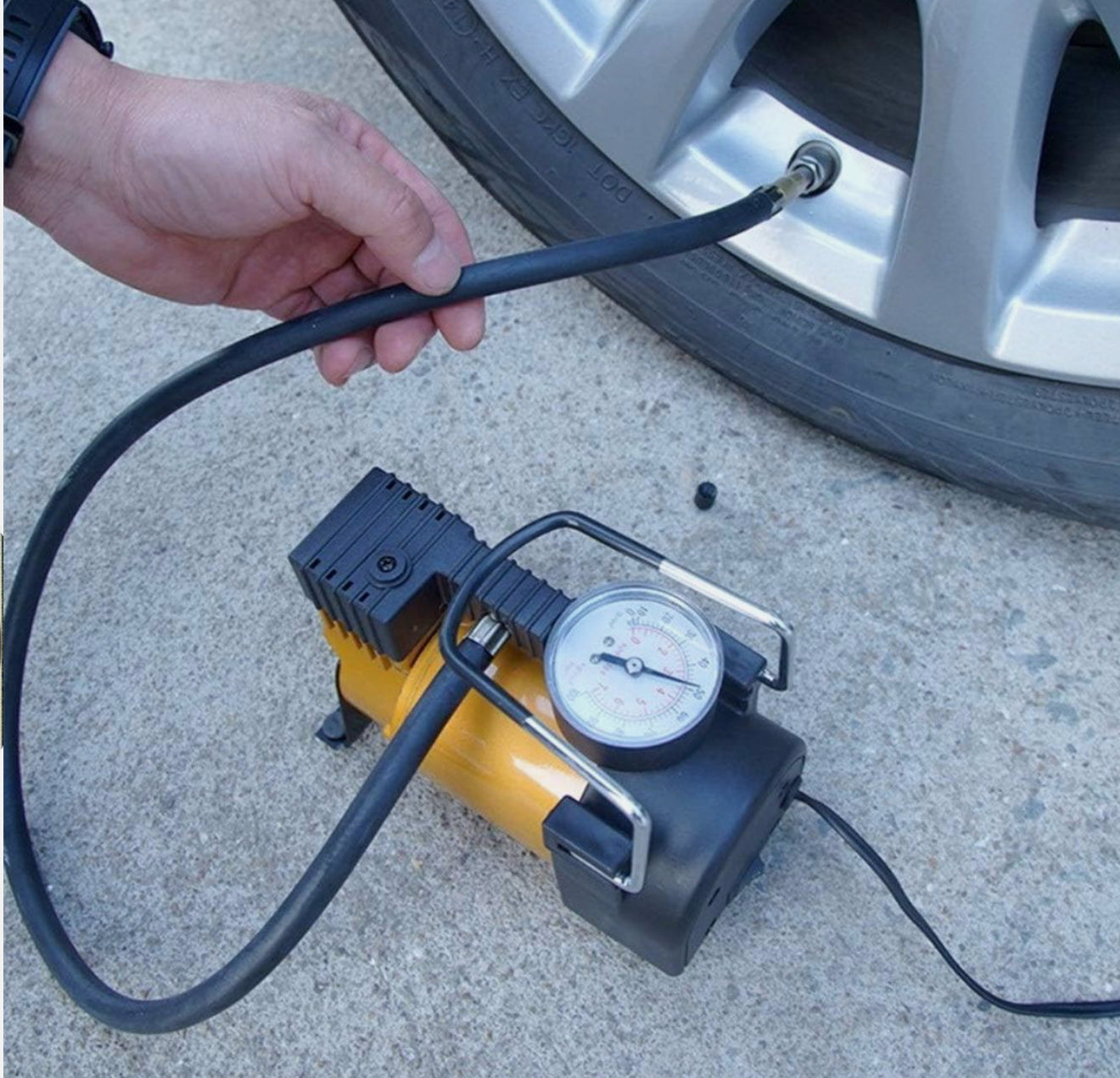 Mini Compressore ad Aria Portatile 100PSI Canotti Auto 12V Auto Hoteche 690004